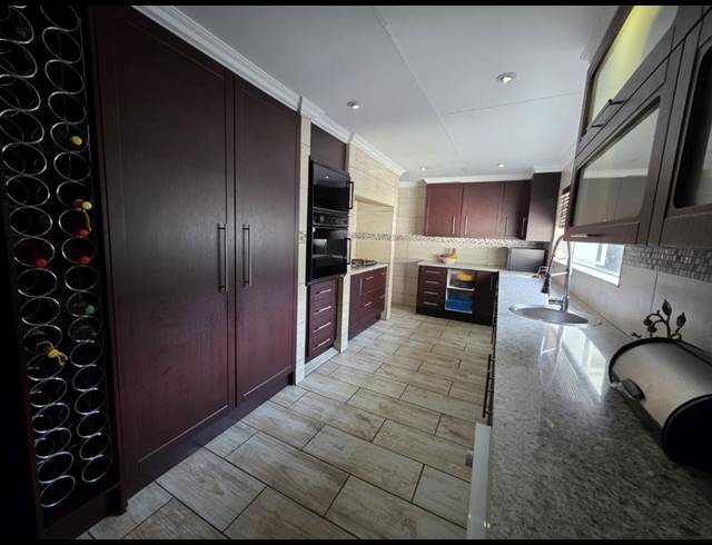 3 BEDROOM HOUSE FOR SALE IN MAGALIESKRUIN